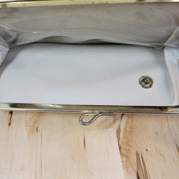 Vintage Ladies Wallet 8" Cream Beige Velvet Cowhide Gold Kiss Lock Checkbook - Picture 12 of 13